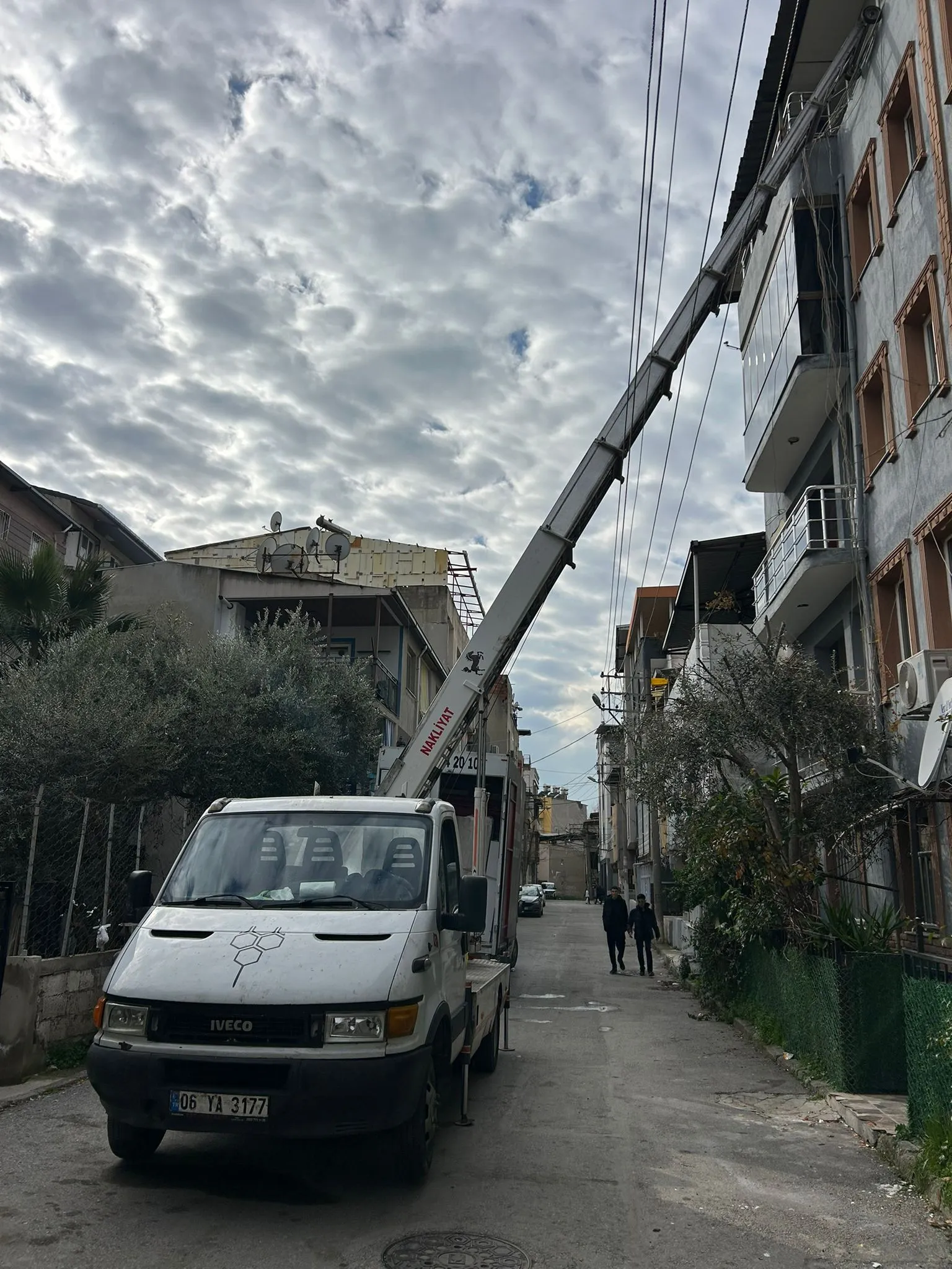 Aliağa liman mobil asansör kiralama kurulum 2026